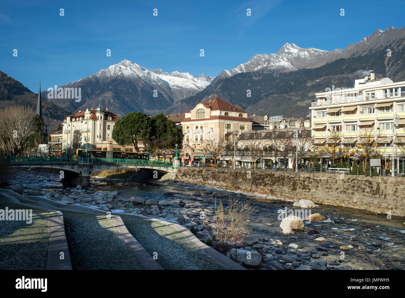 Italien, Trentino-Südtirol, Meran und Passer Fluss Stockfoto