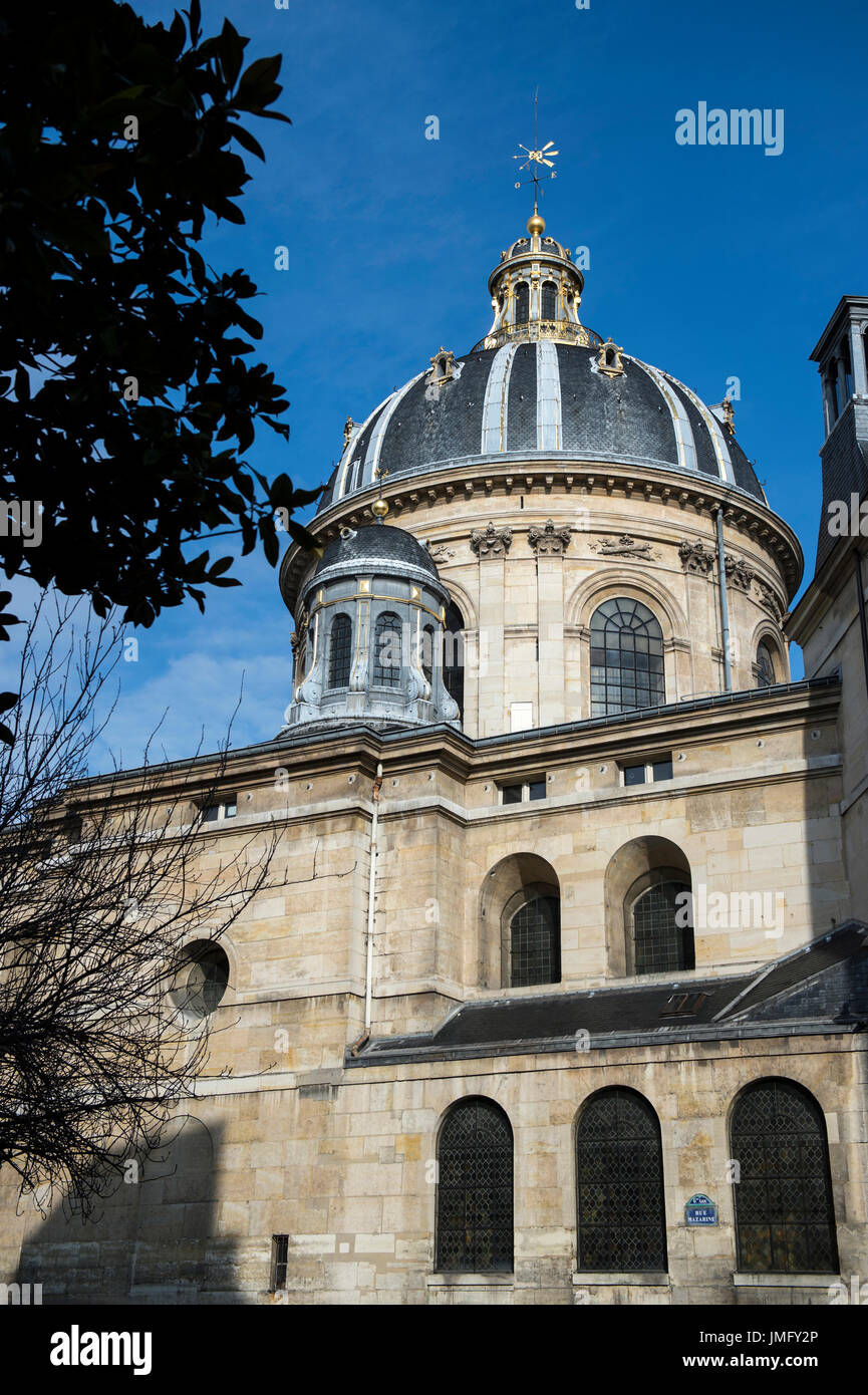 EUROPA, FRANKREICH, PARIS, RUE MAZARIN, INSTITUT DE FRANCE GEBÄUDE DETAIL Stockfoto