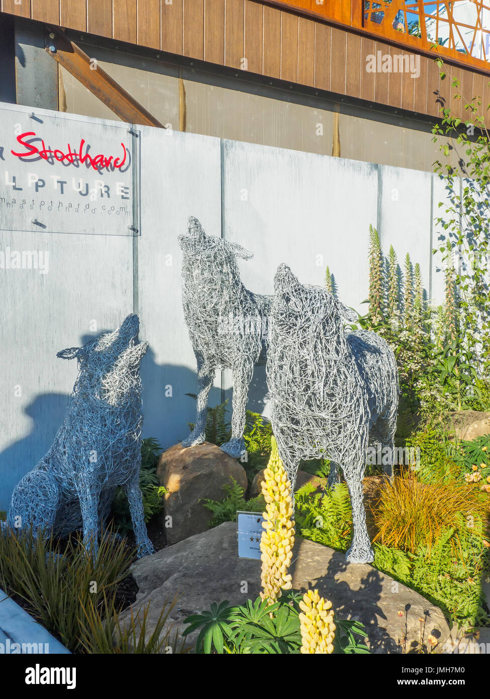 LONDON, UK - 25. Mai 2017: RHS Chelsea Flower Show 2017. Yorkshire basierte Künstlerin Emma Stothard display mit lebensgroßen Skulpturen von Tieren und Vögel. Stockfoto
