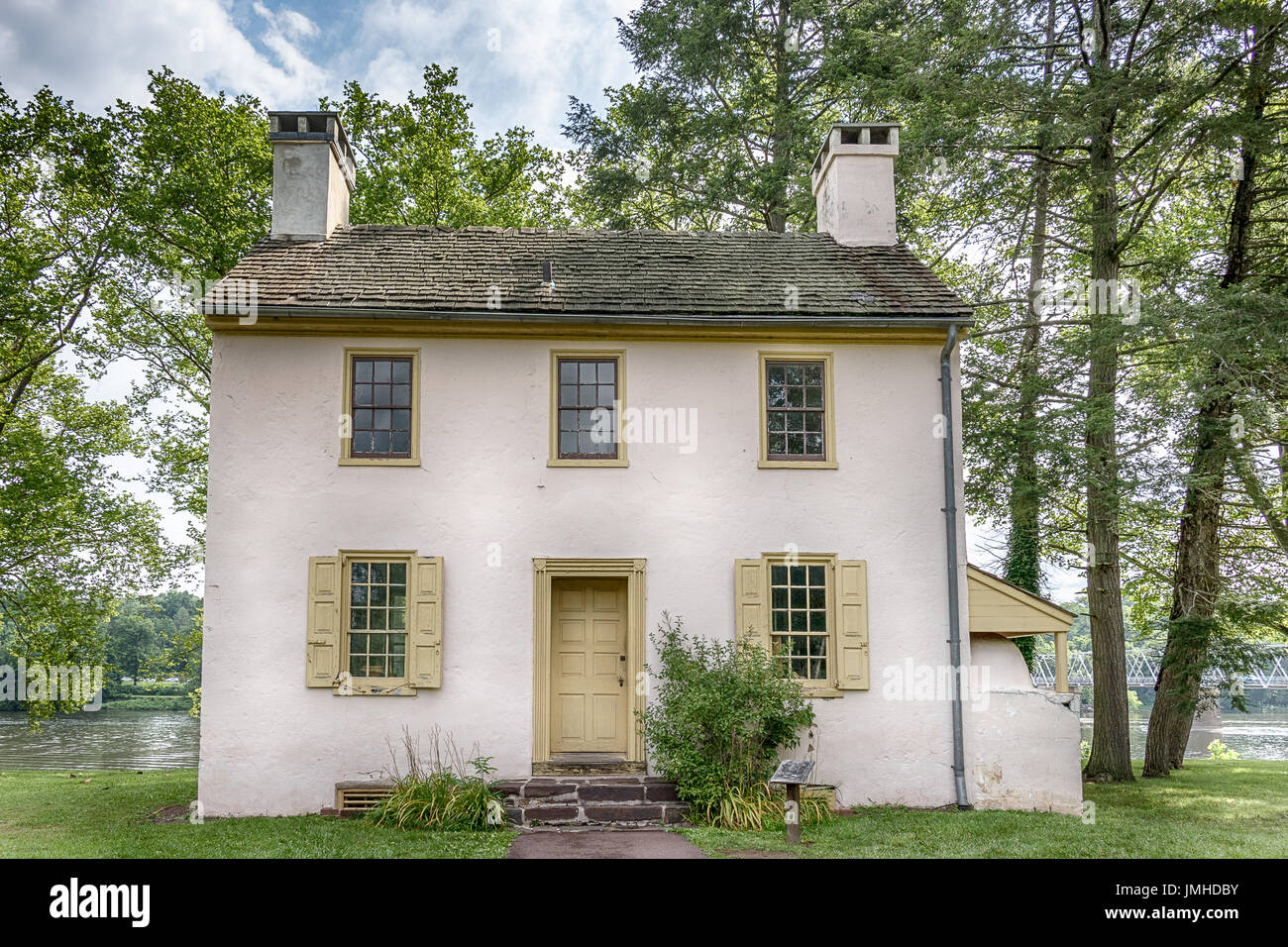 Gebäude aus der Kolonialzeit in Washington Crossing, Pennsylvania Stockfoto