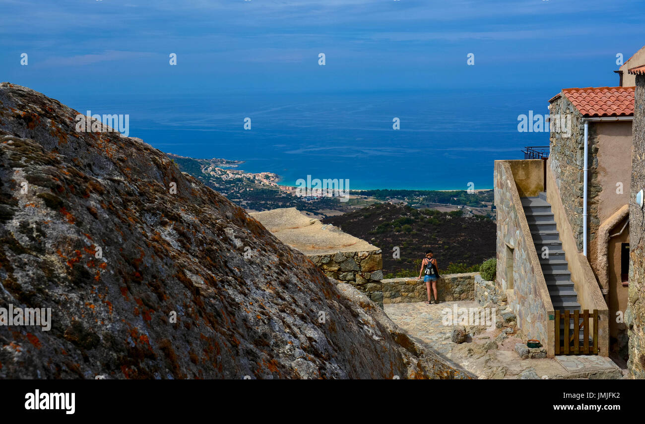 Genießen Sie den Blick von San Antonio auf Korsika Stockfoto