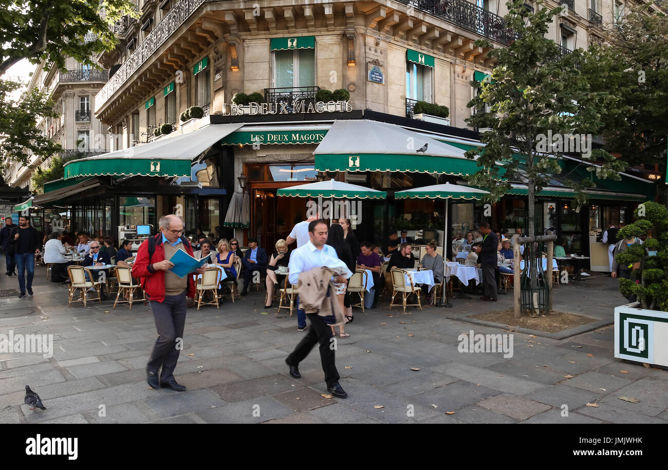 Das berühmte Paris Café Les Deux Magots, Paris, Frankreich. Stockfoto