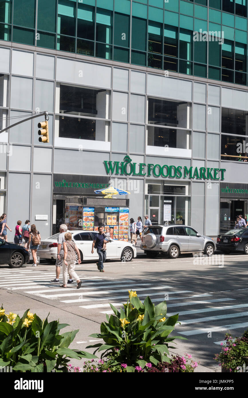 Whole Foods Market am Bryant Park, New York City, USA Stockfoto