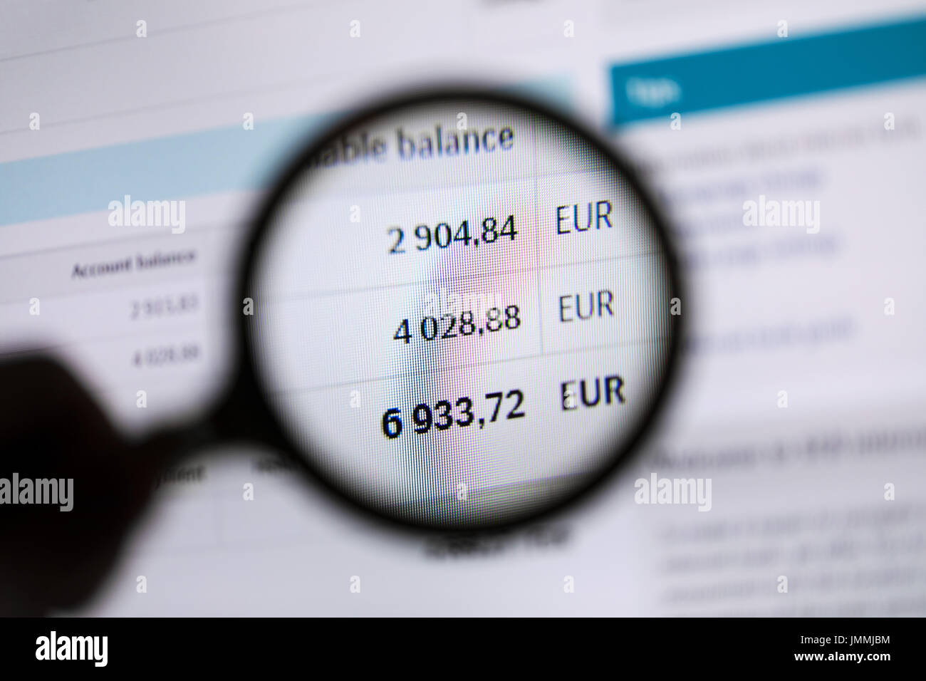 Steuer-Inspektor-Girokonto-Balance-Konzept Stockfoto