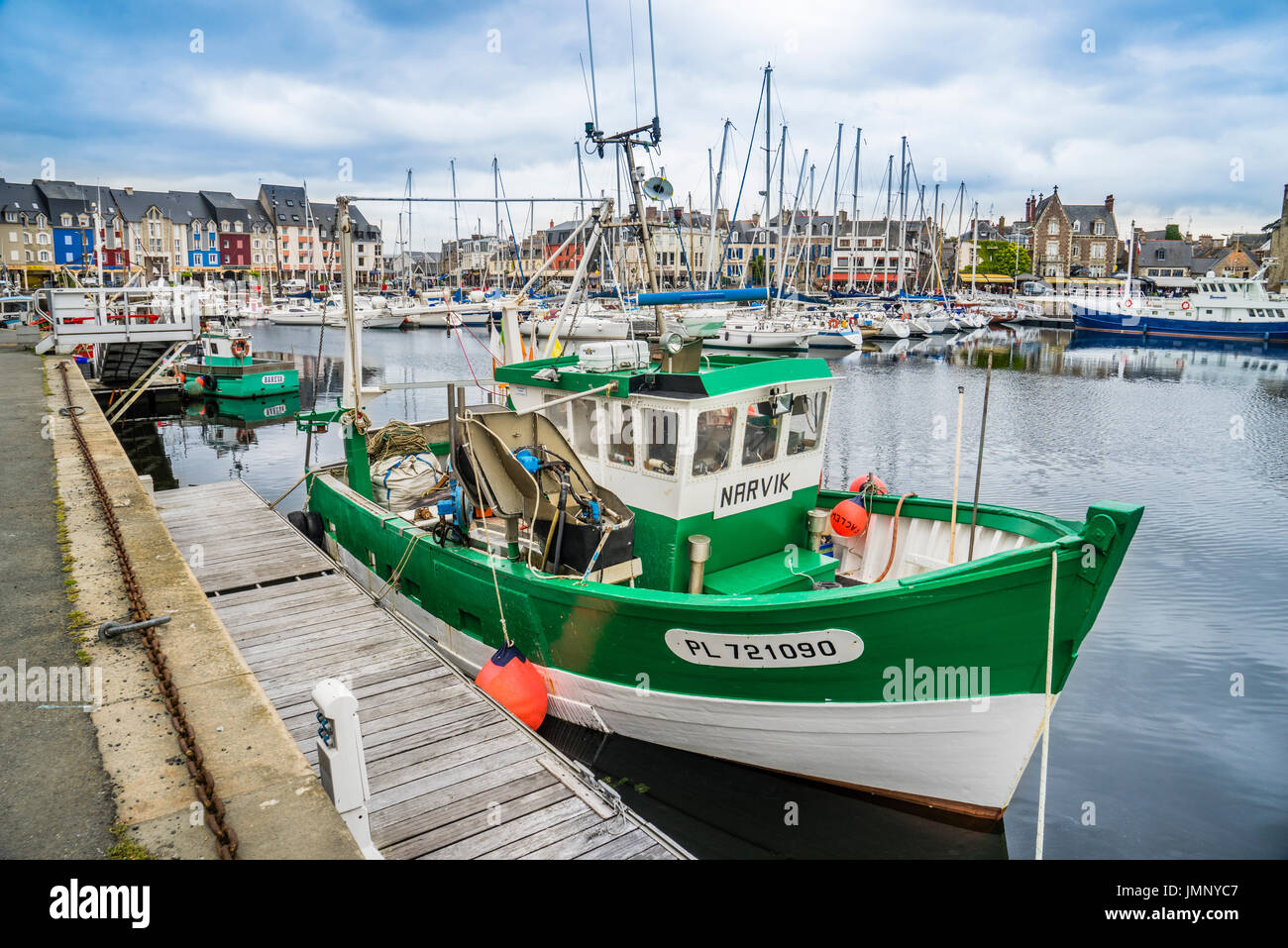 Frankreich, Bretagne, Côtes-d ' Armor-Abteilung, Paimpol, Schiff in den Hafen von Paimpol Stockfoto