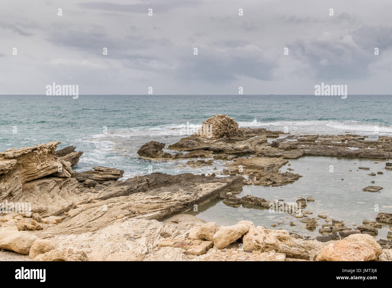 Caesarea Maritima - Herods Schwimmbäder - Ansicht links Stockfoto