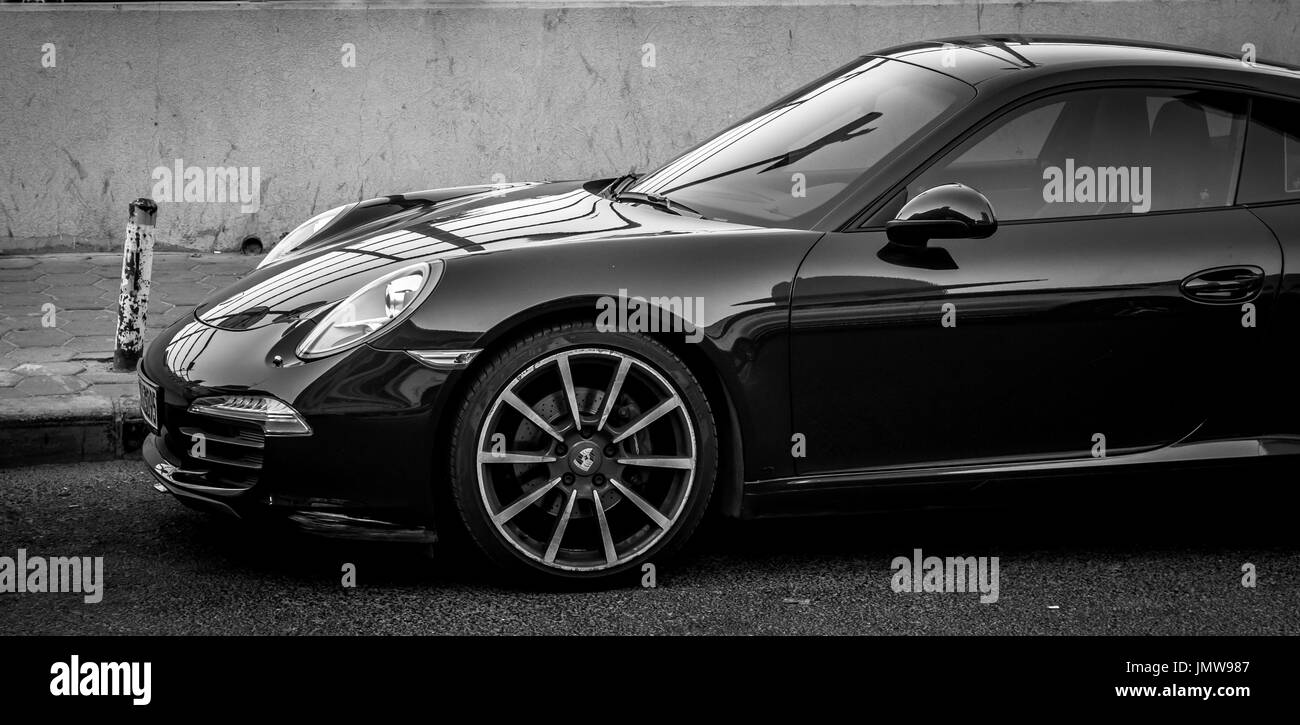 Porsche 911 in schwarz / weiß-Kuwait Stockfoto