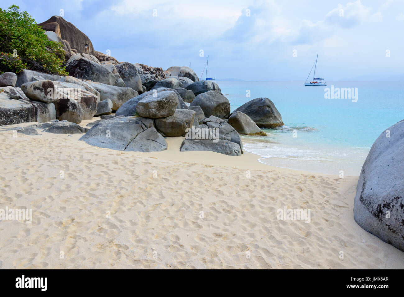 Spring Bay mit sandigen Strand und Felsen, Virgin Gorda Island, Britische Jungferninseln, Karibik Stockfoto