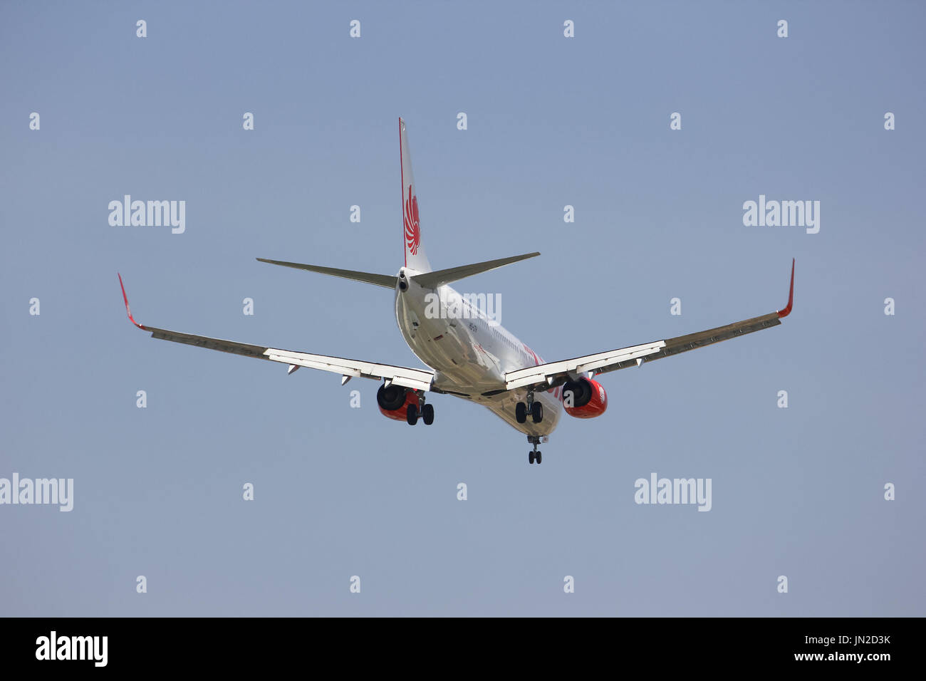 CHIANGMAI, THAILAND-5. Februar 2014: HS-LTH Boeing 737-900ER Thai Lionair Airline, Landung in Chiangmai Flughafen von Bangkok Don Muang Airport, t Stockfoto