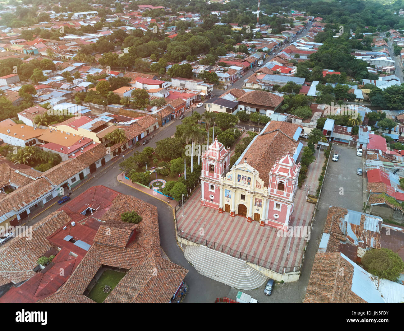 Aerial Panorama der Stadt Leon in Nicaragua. Stadtbild von Mittelamerika Stadt Stockfoto