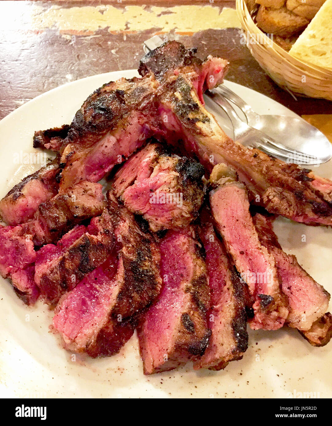 Leckere Florentiner Steak im restaurant Stockfoto