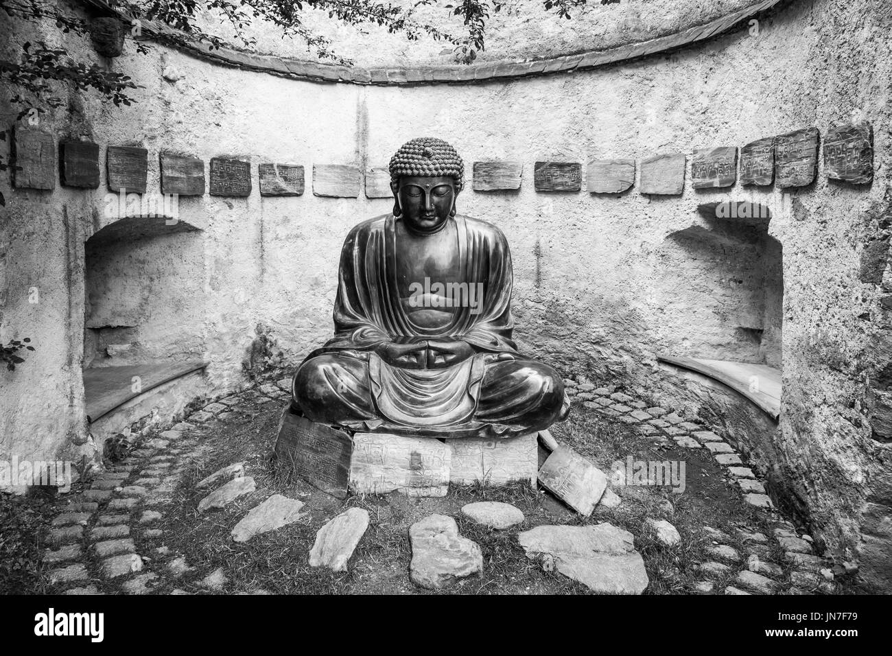 In Bronze, c.a. 1860, Meditation Position gemacht. Nützlich für Konzepte im Zusammenhang mit Konzentration. Stockfoto