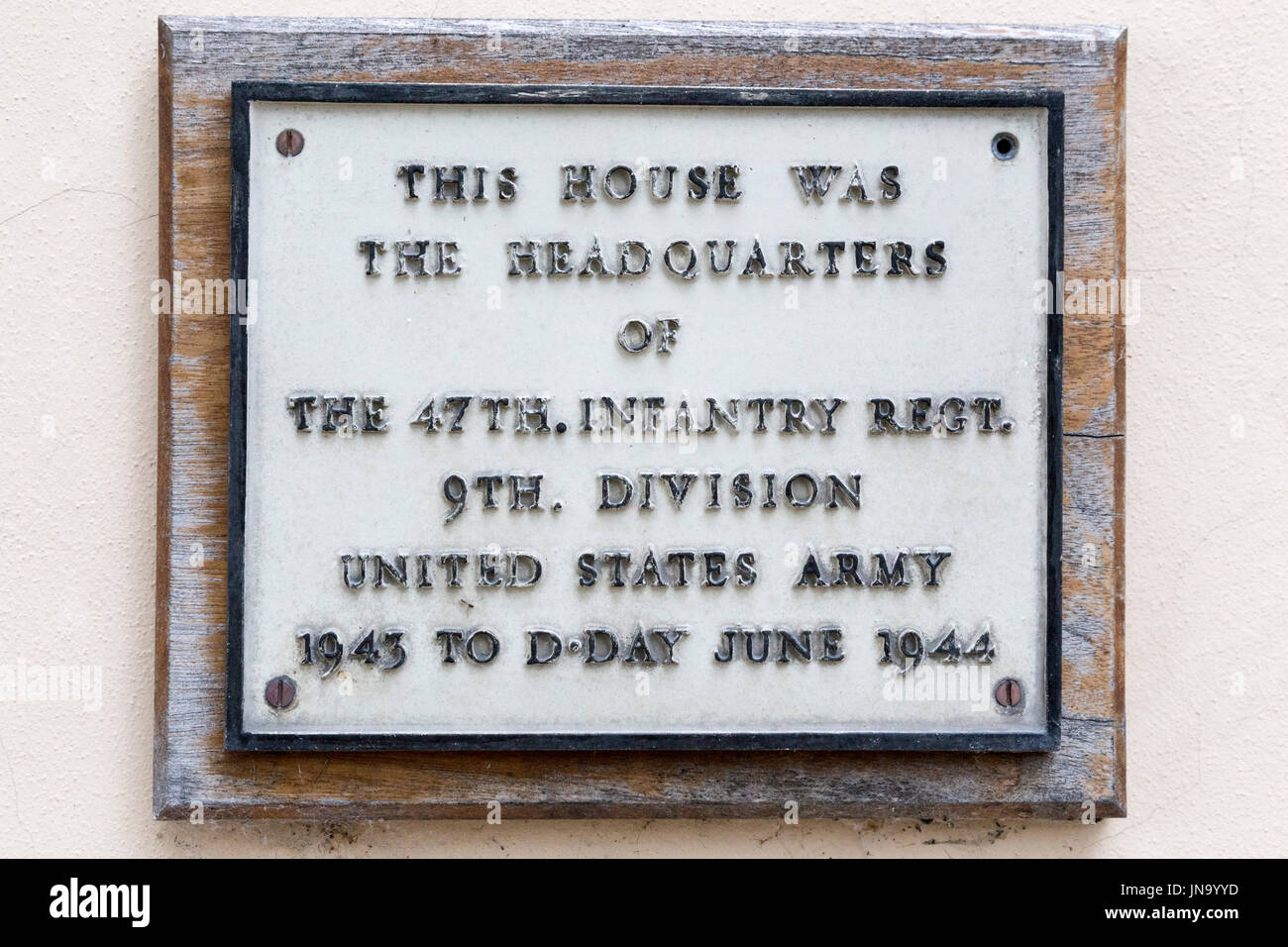 Plaque dieses Hauses war das Hauptquartier der 47. Infanterie-Regiment, 9. Division, US Army, Alresford, Hampshire, England, uk-gb Stockfoto