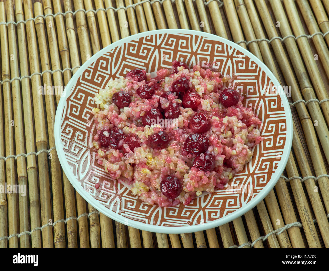 Albalu Polow - persische Reis mit Sauerkirschen Stockfoto