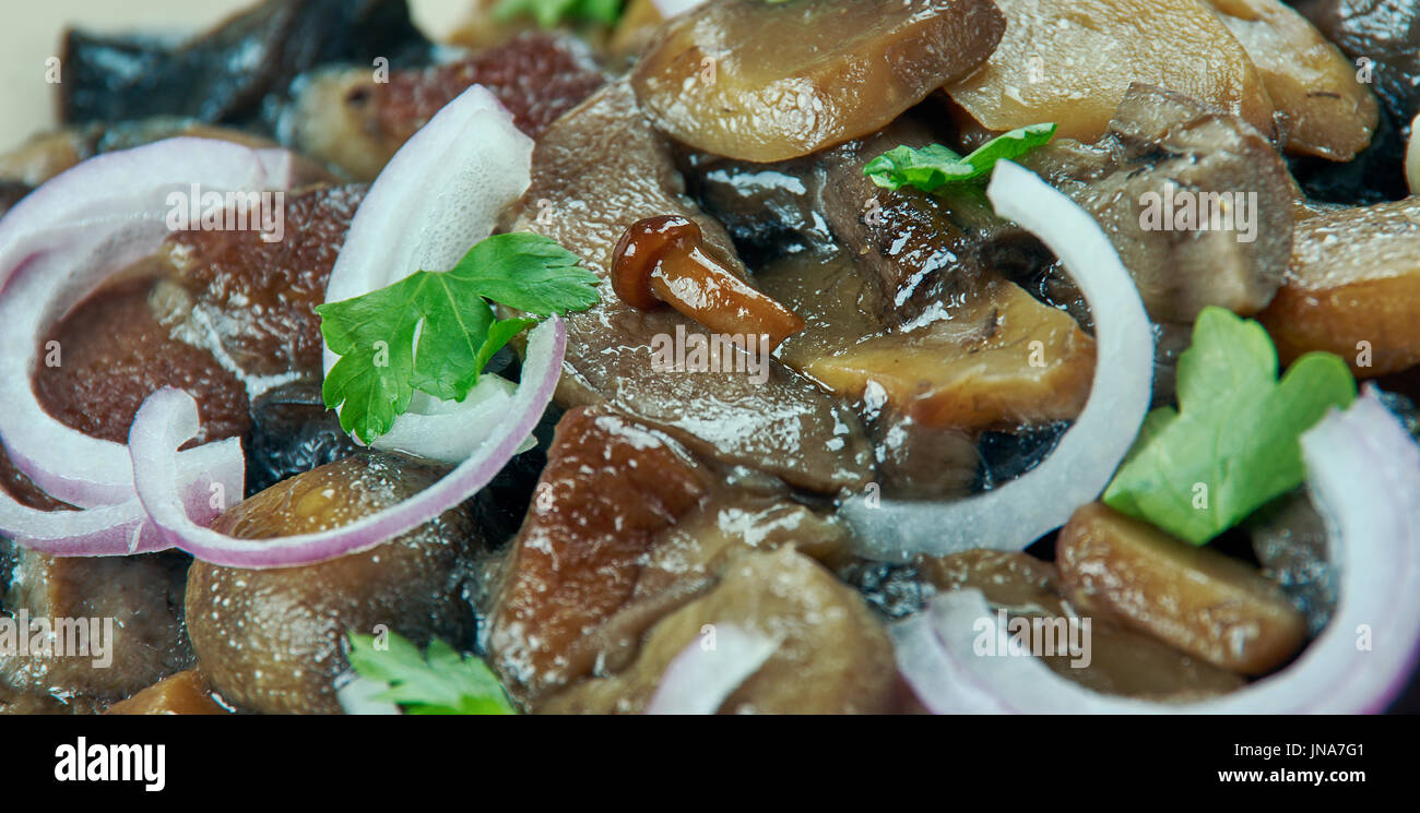 Khorescht-e Qarch - Pilz iranischen Cooking.Persian Küche Stockfoto