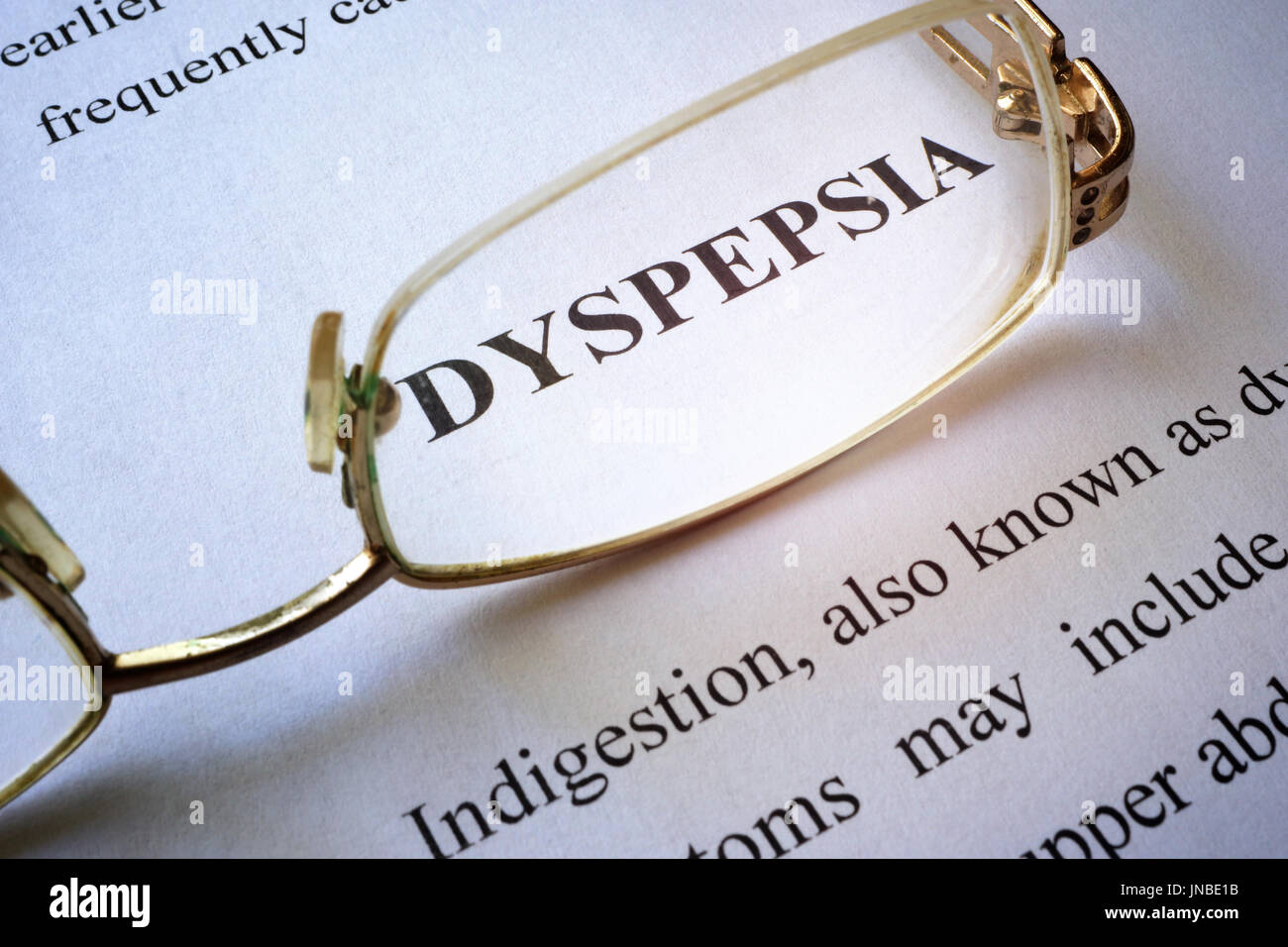 Seite mit Titel, Dyspepsie und Gläser. Stockfoto