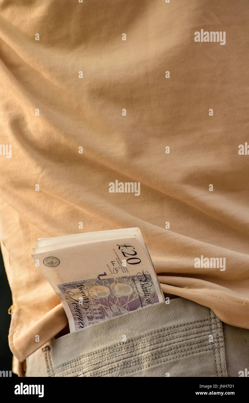 Pfund Sterling in Jeans Gesäßtasche Stockfoto
