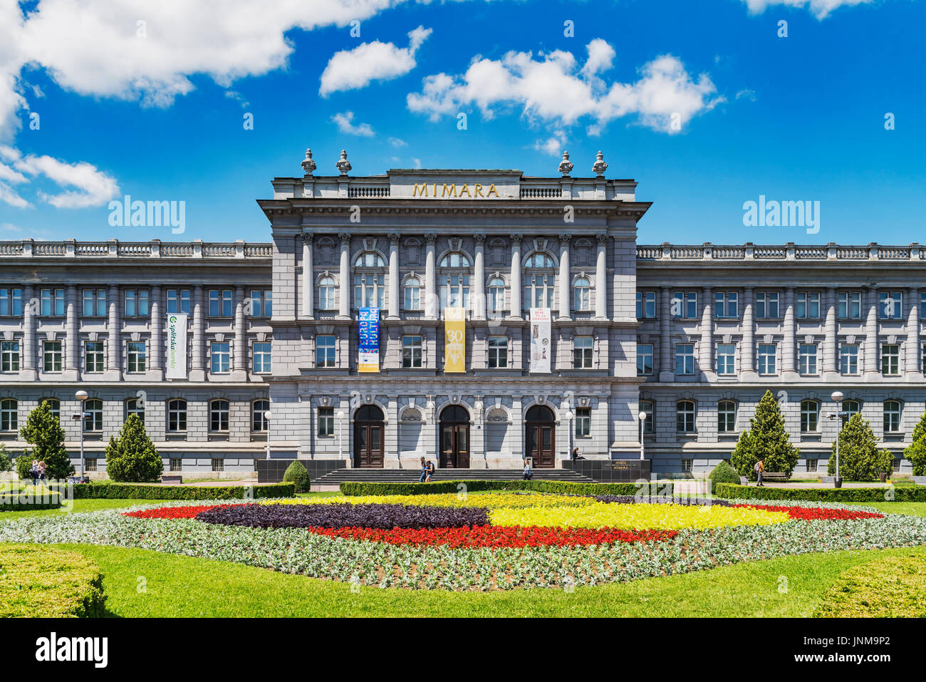 Das MimaraMuseum entstand durch die private Sammlung von Wiltrud und
