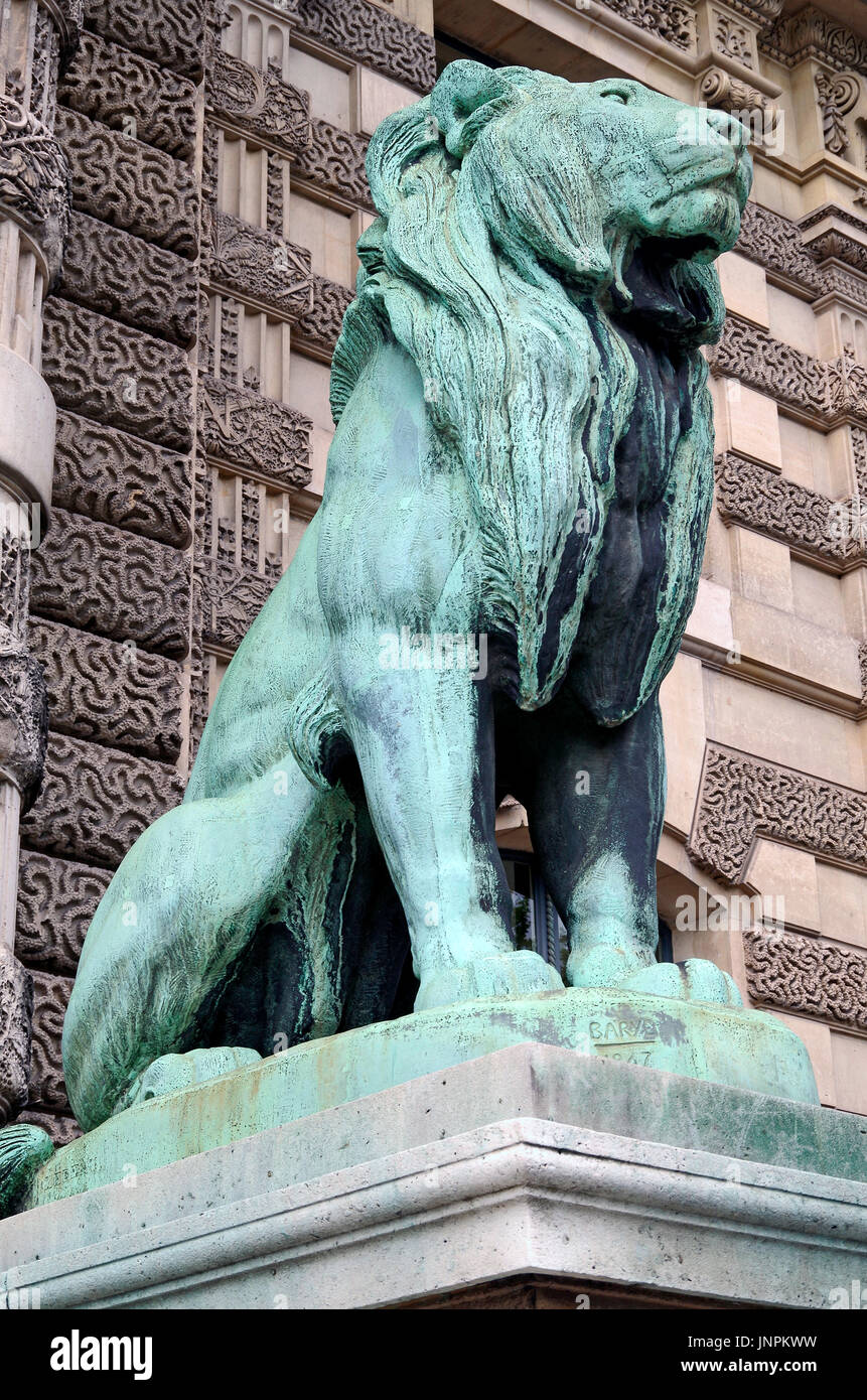 Das Löwentor, Porte des Lions, im Louvre, Paris, einer der großen Museen der Welt, am Quai des Tuilleries, Stockfoto