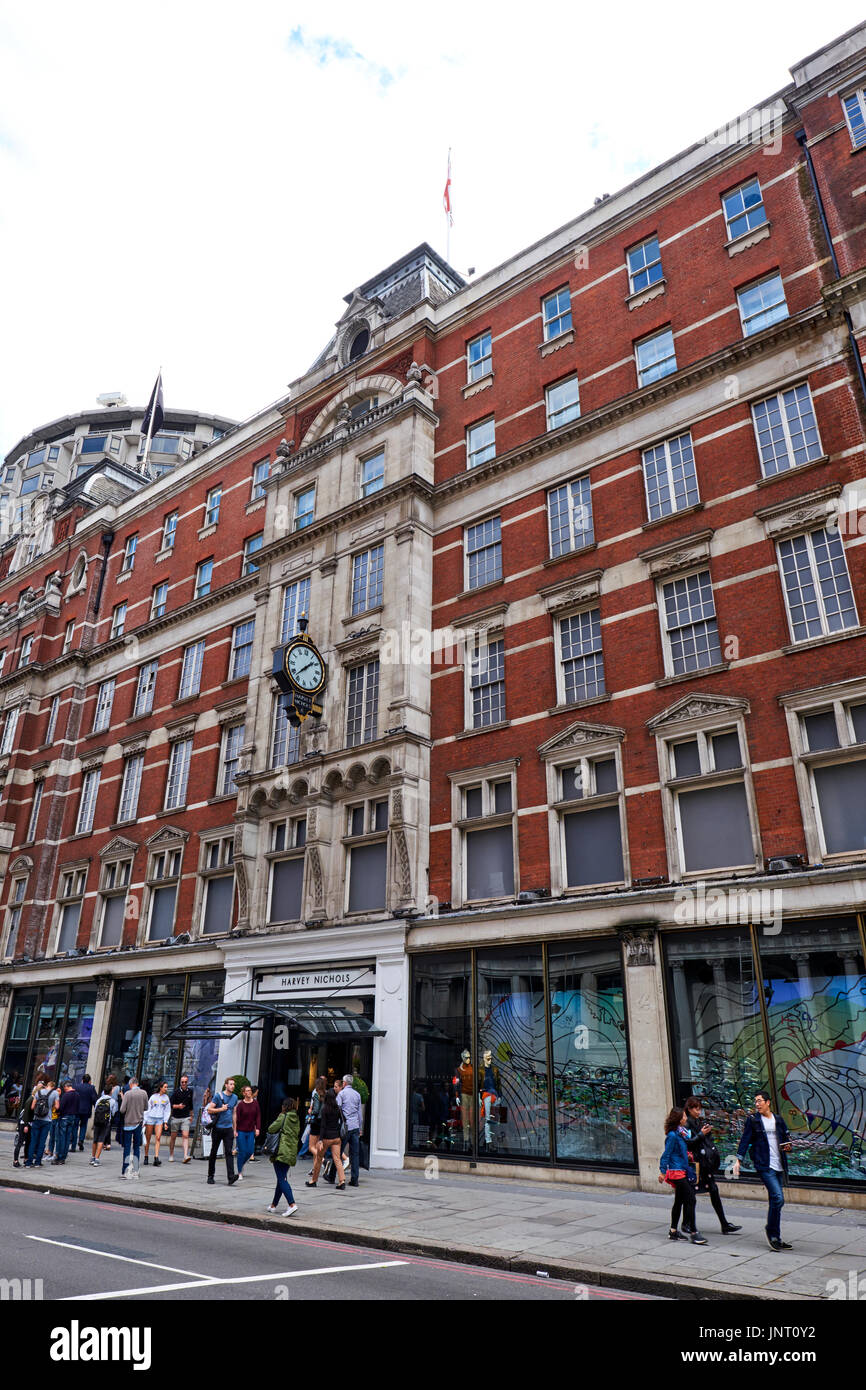 Die Außenseite des Harvey Nichols, Knightsbridge, London, UK Stockfoto