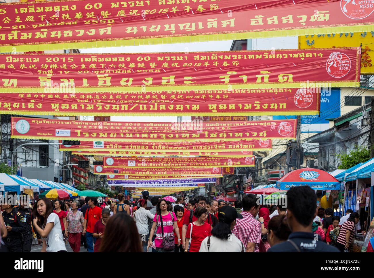 Bangkok, Thailand - 18. Februar 2015: Andrang an der Feier des chinesischen Neujahrs in Chinatown, Bangkok. Stockfoto
