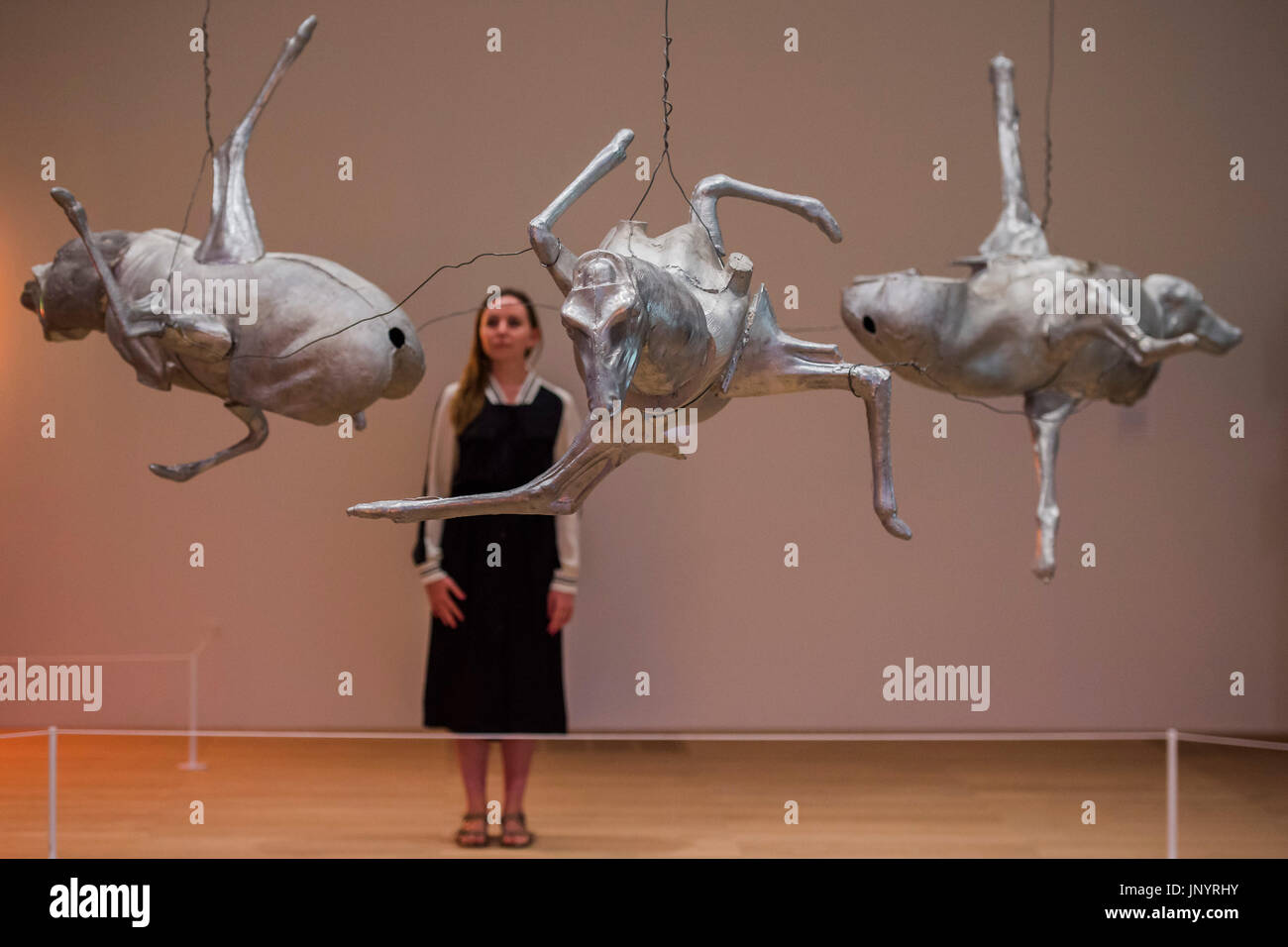 Untitled (drei große Tiere) 1989 - Werke von Bruce Nauman in die Künstler-Zimmer, eine neue Ausstellung in der Tate Modern vom 24. Juli 2017 – Juli 2018 ist. Stockfoto