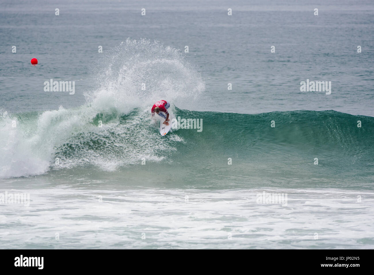 Huntington Beach, FL, USA. 31. Juli 2017. Kolohe Andino (USA) konkurriert in der 2. Runde des Wettbewerbs auf den 2017 VANS uns Open of Surfing. Bildnachweis: Benjamin Ginsberg/Alamy Live-Nachrichten. Stockfoto
