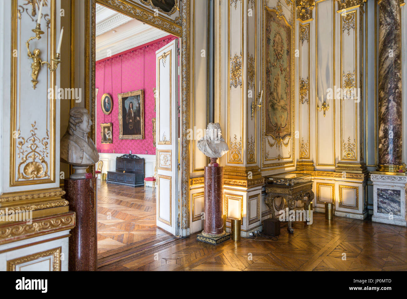 Paris, Frankreich - 3. März 2016: Grand Salon des Musée Jacquemart-André am Boulevard Haussmann in der 8., Paris. Das Museum ist im Besitz des Institut de France und beherbergt eine wunderbare Sammlung von Gemälden. Stockfoto