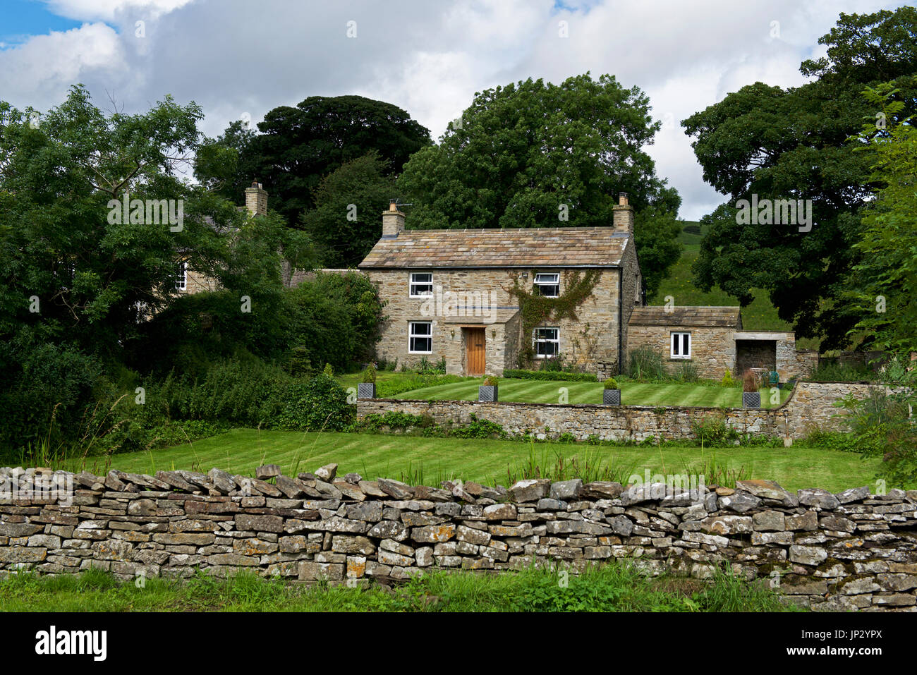 Ferienhaus in dem Dorf Carperby, Wensleydale, Yorkshire Dales National Park, North Yorkshire, England UK Stockfoto