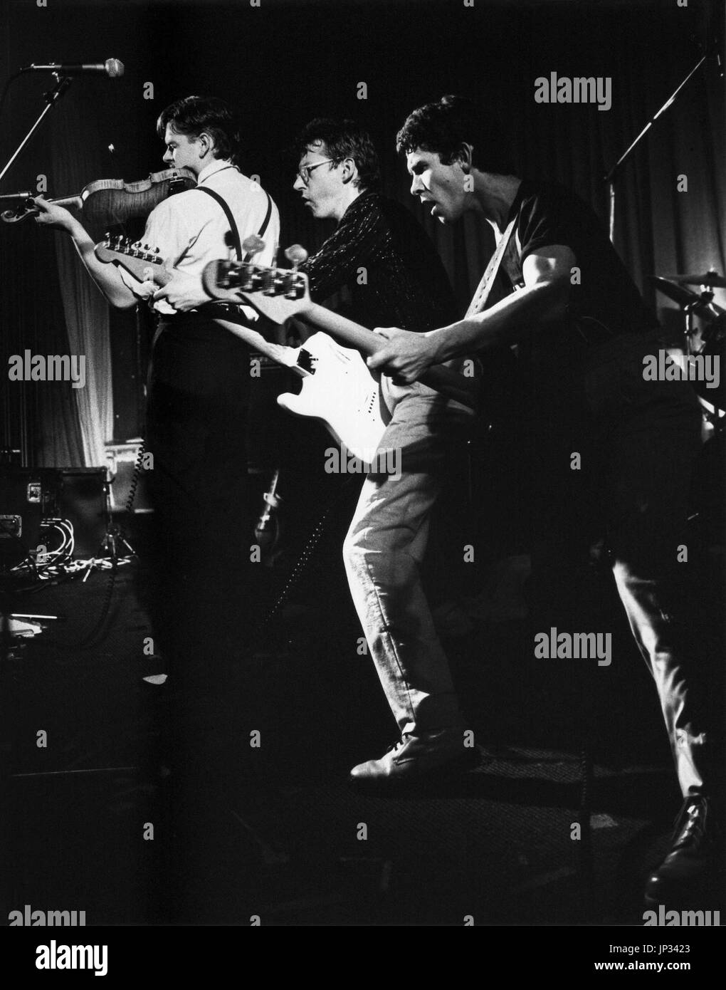 Britischen New-Wave-Rock-Band führen die fabelhafte Pudel live auf der Bühne in London, England am 9. November 1978. L-R Bobby Valentino, Tony de Meur, Ritchie Robinson. Stockfoto