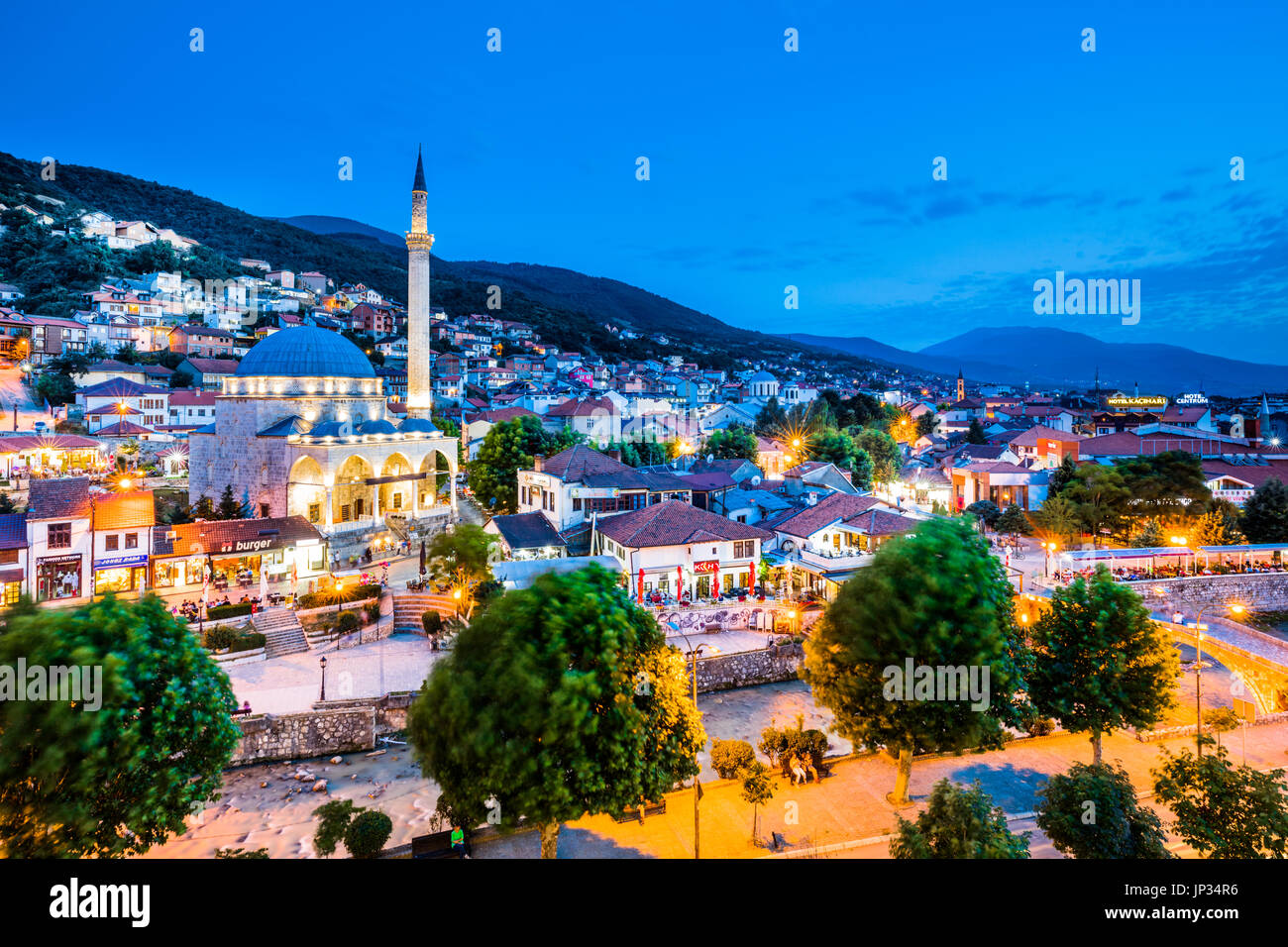 Europa, Kosovo, Prizren, historische Stadt am Ufer des Flusses Prizren