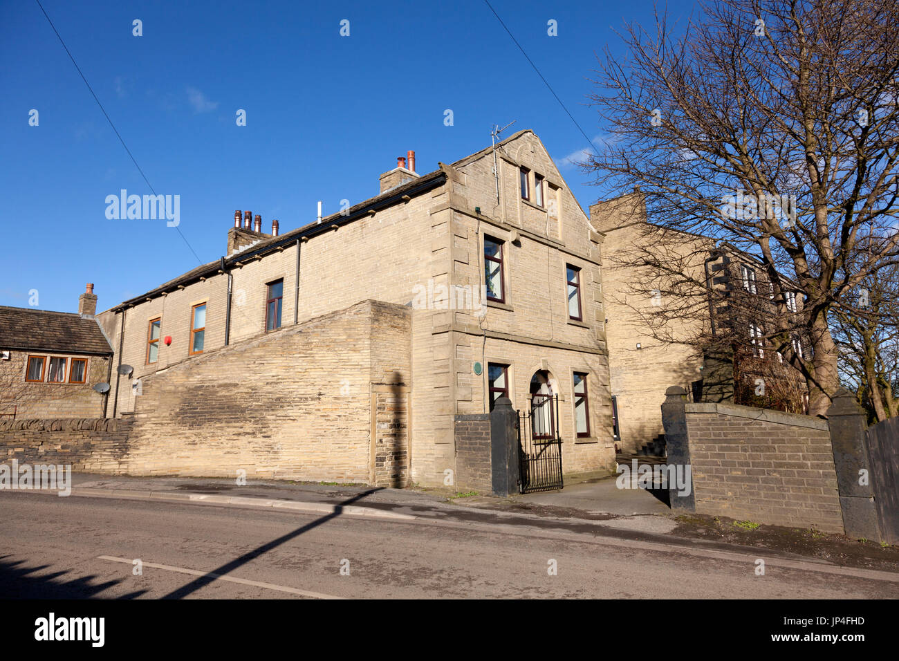 Die ehemalige Law Hill School (wo Emily Brontë gelehrt), Southowram, West Yorkshire Stockfoto
