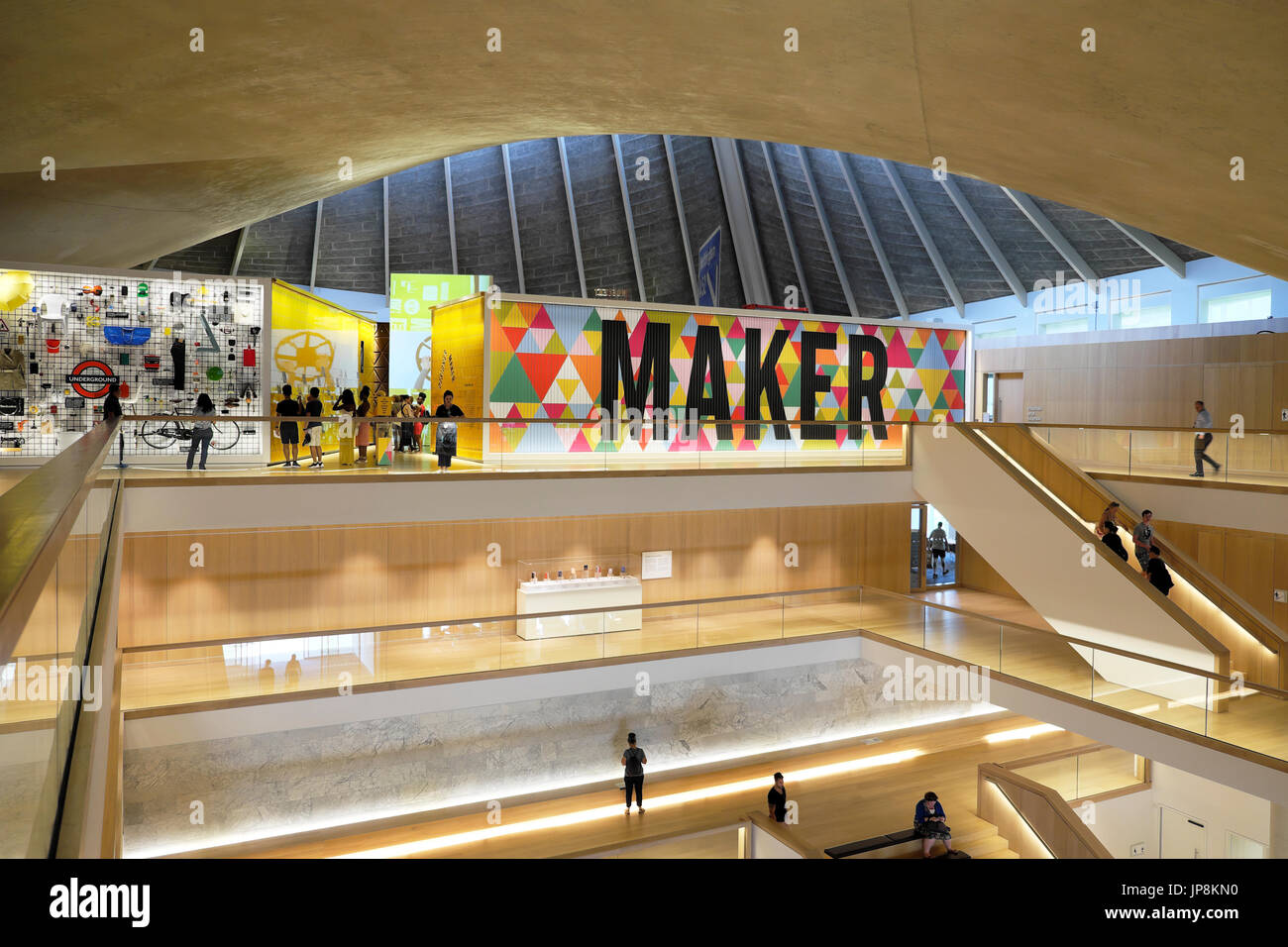 Innenansicht des Design Museum teekocher Grafiken Zeichen in der ehemaligen Commonwealth Institut in Kensington, London UK KATHY DEWITT Stockfoto