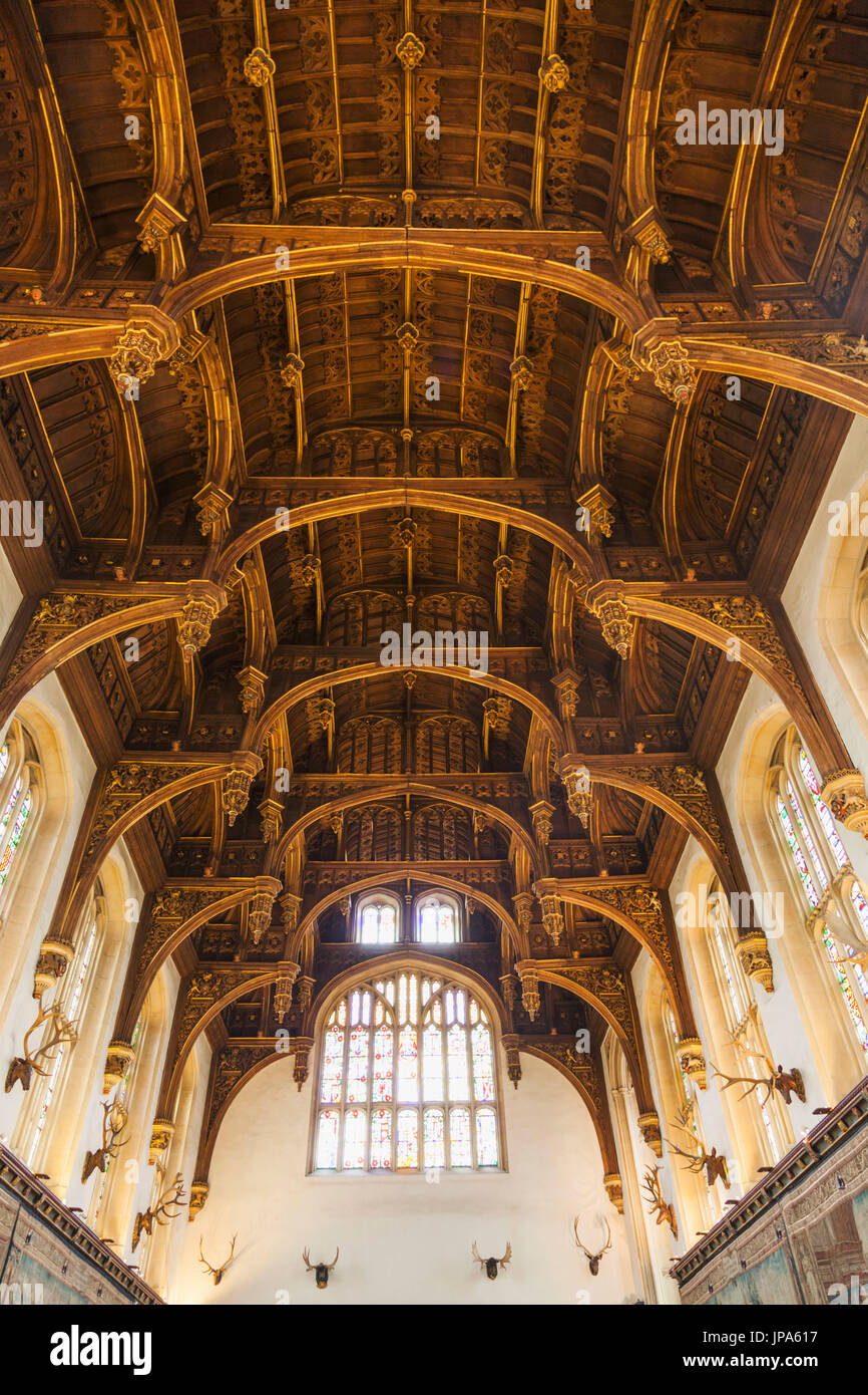 England, Middlesex, London, Kingston-upon-Thames, Hampton Court Palace, Henry VIII Wohnungen, der großen Halle Stockfoto