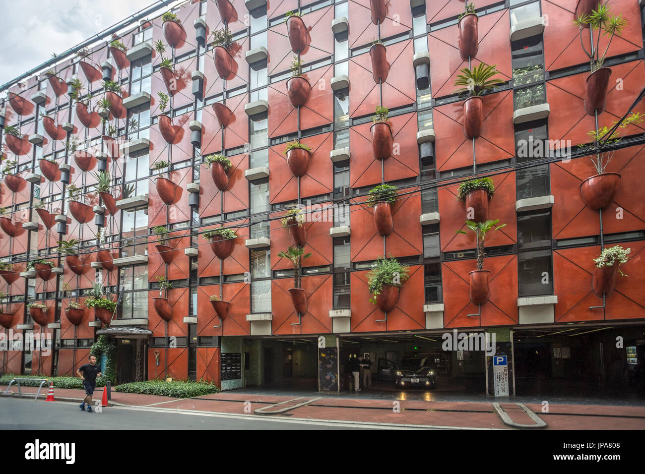 Japan, Osaka City, organischen Bauens Shinsaibashi Stockfoto