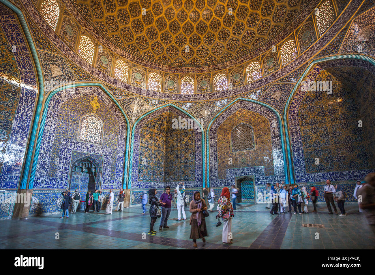 Iran, Esfahan Stadt, Naqsh-e Jahan Quadrat, Sheikh Lotfollah Moschee, innen Stockfoto