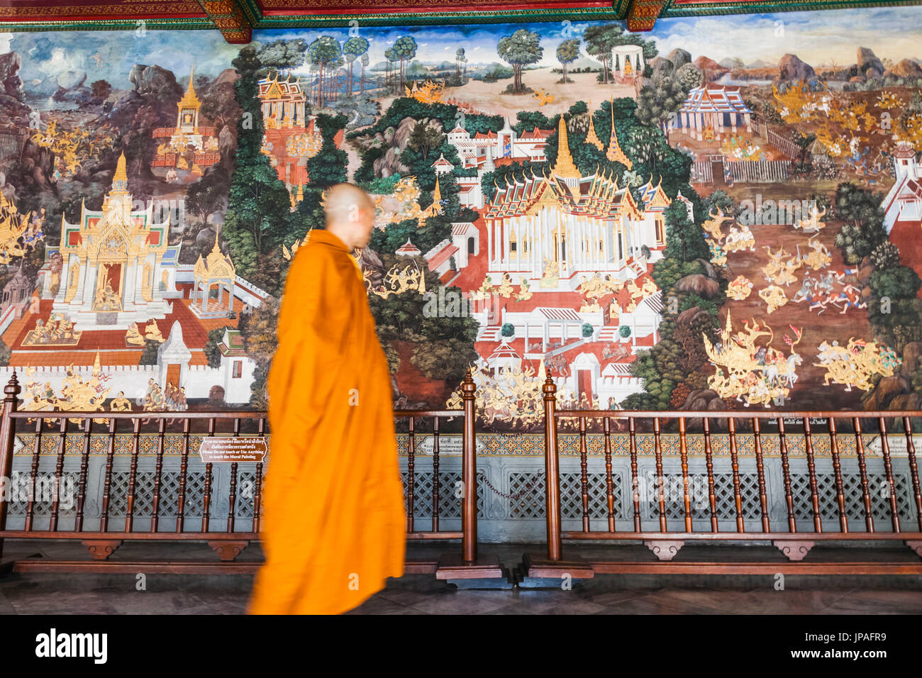 Thailand, Bangkok, Grand Palace, Wat Phra Kaeo, Galerien, Wandmalereien mit Szenen aus dem Ramakien Stockfoto