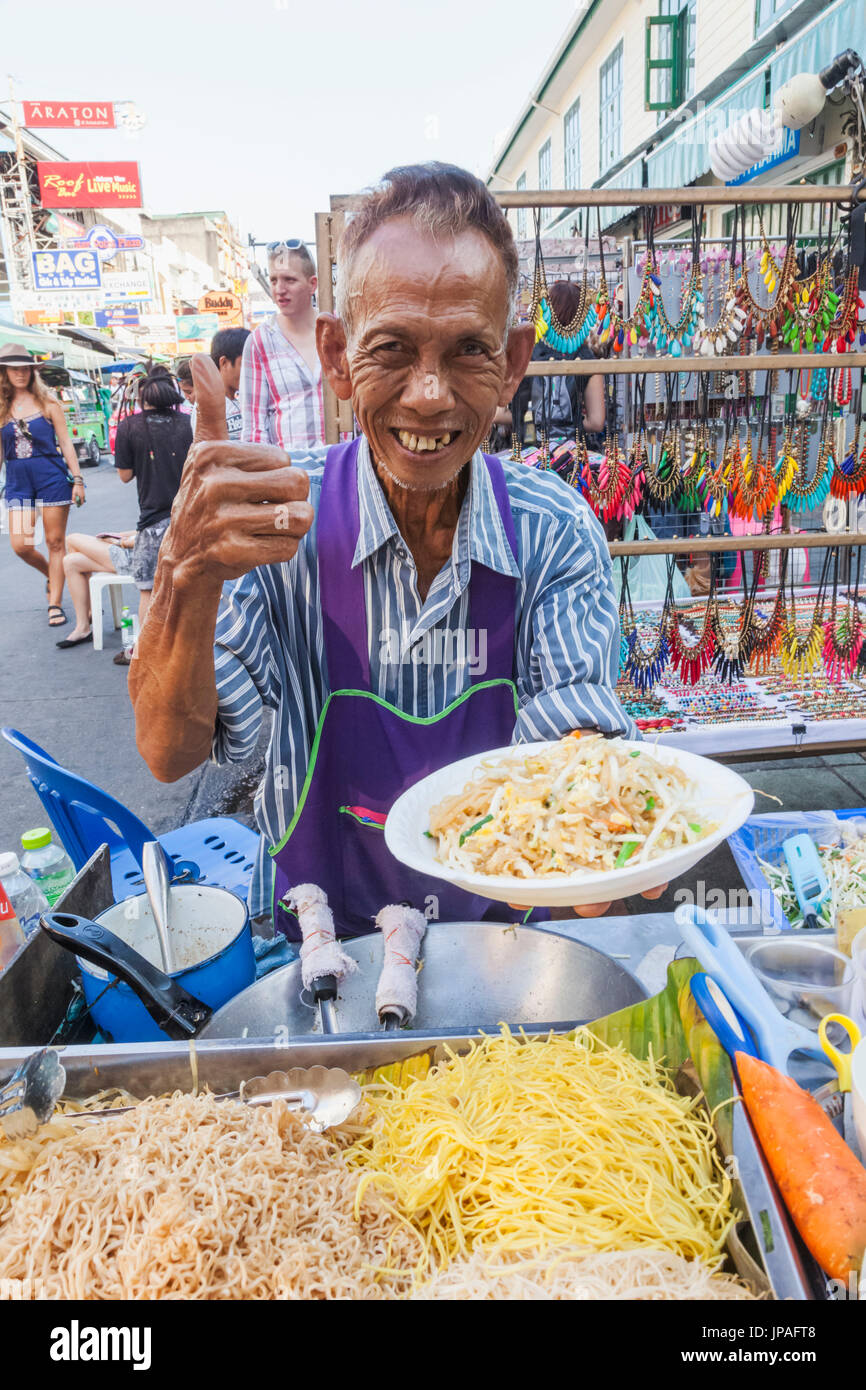 Thailand, Bangkok, Khaosan Road, Pad Thai Anbieter Stockfoto