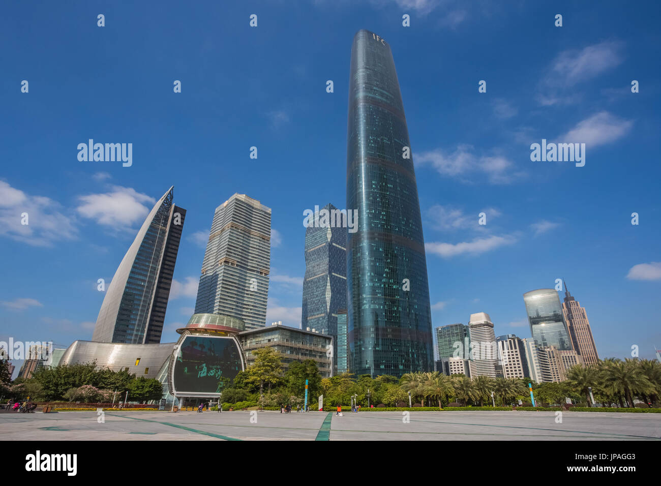 China, Provinz Guangdong, Guangzhou City, Wuyan Neustadt, Kinder-Palast und IFC Tower Stockfoto