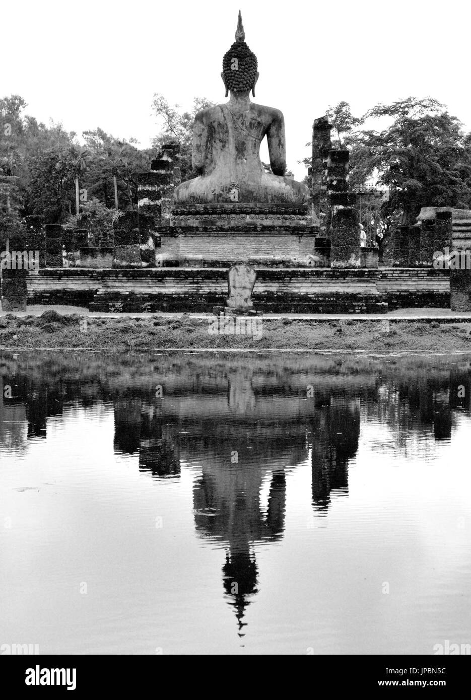 Buddha im Park von Sukhothai, Thailand, Asien. Stockfoto