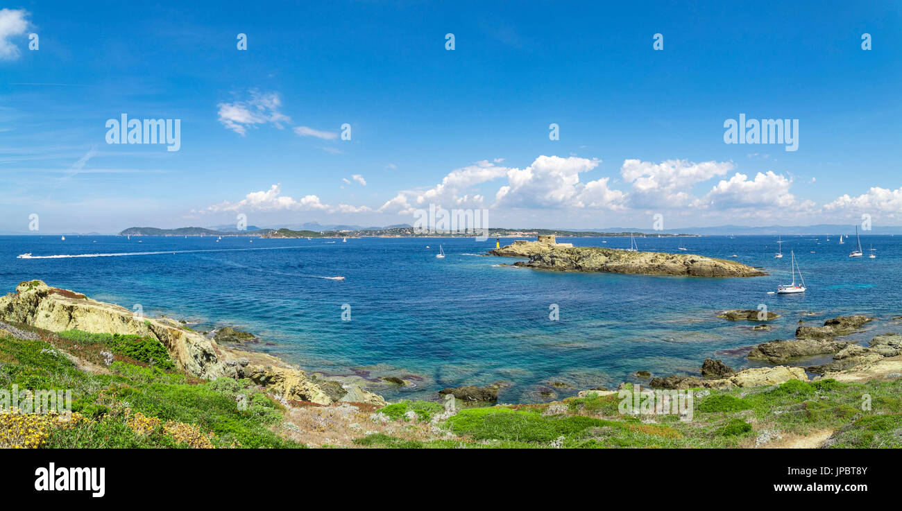 Panoramablick von der Ile de Porquerolles (Var, Toulon, Hyeres, Ile de Porquerolles Abteilung, Region Provence-Alpes-Cote d ' Azur, Frankreich, Europa) Stockfoto