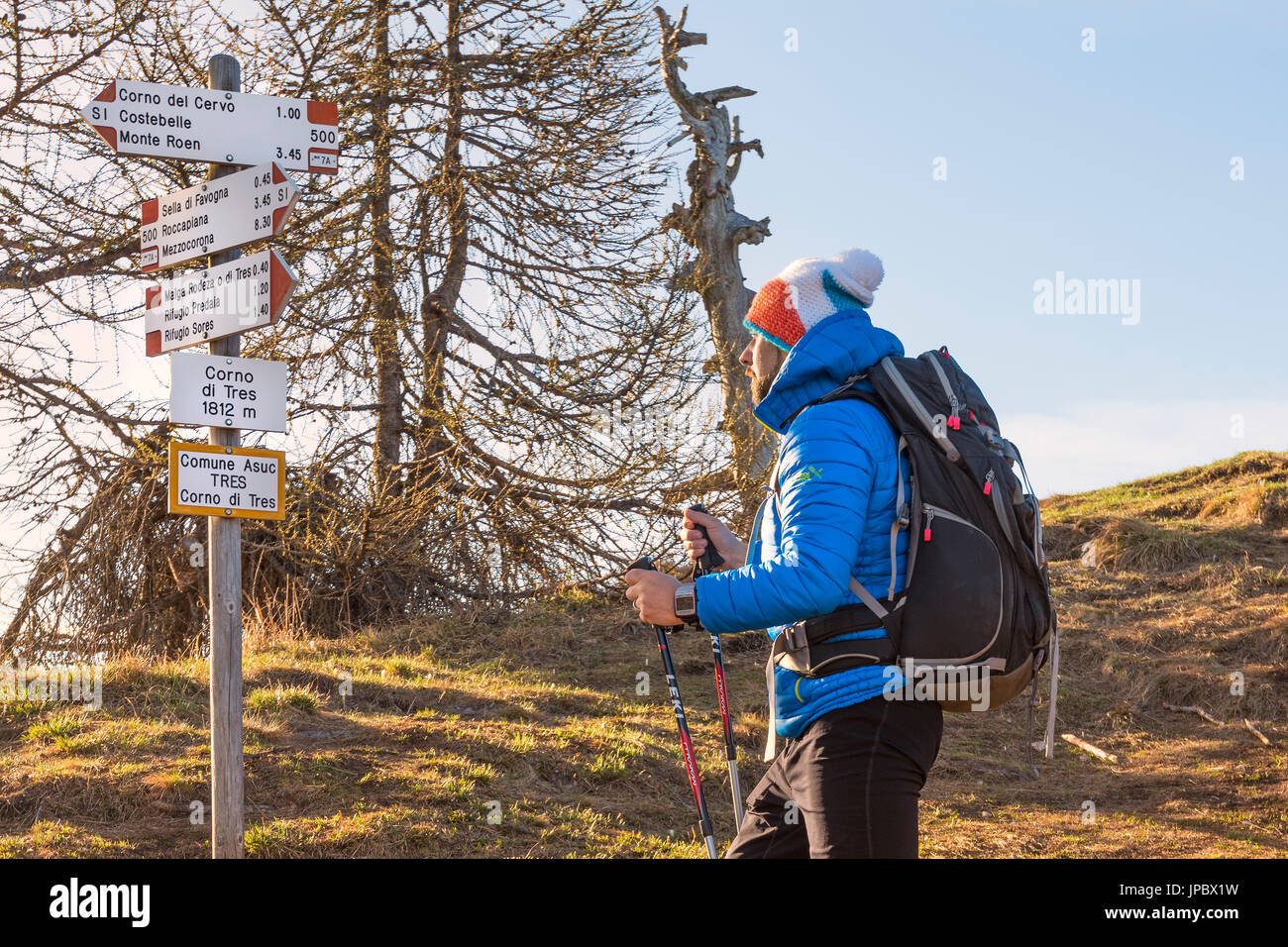 An der Spitze von Tres horn Europa, Italien, Trentino Alto Adige, Trento, Nonstal, Tres Stadt Stockfoto