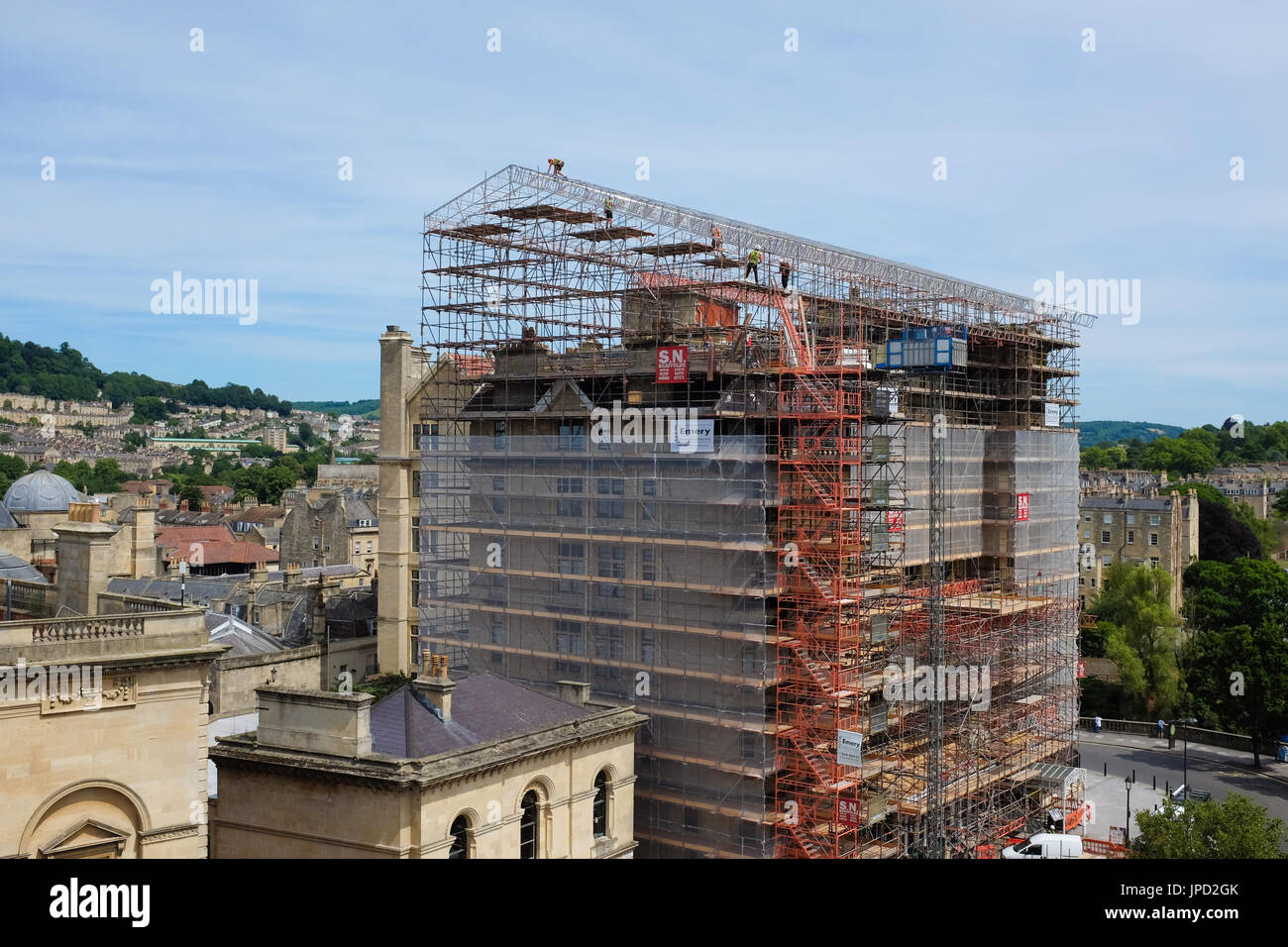 Renovierungsarbeiten durchgeführt, auf das Empire Hotel in Bath, England. Stockfoto