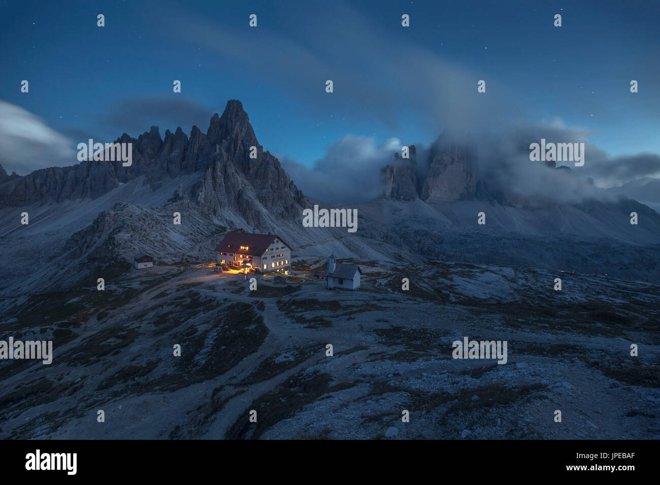 Dolomiti di Sesto; Tre Cime di Lavaredo; Rifigio Locatelli; Provinz Bozen; Trentino Alto Adige Region; Italien; Europa Stockfoto