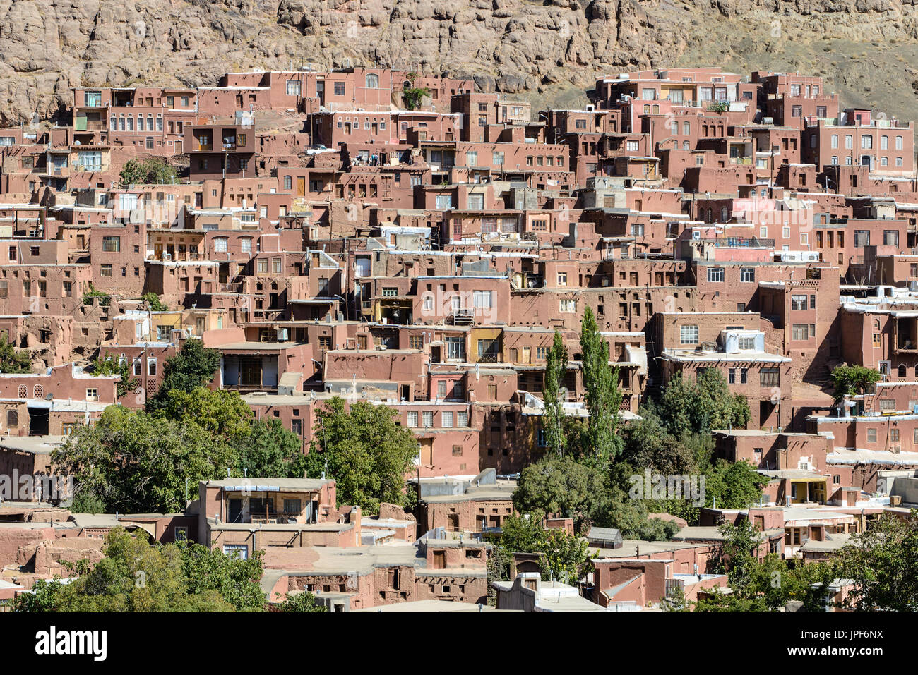 Panoramablick über Abyāneh Dorf, UNESCO-Weltkulturerbe, Iran Stockfoto