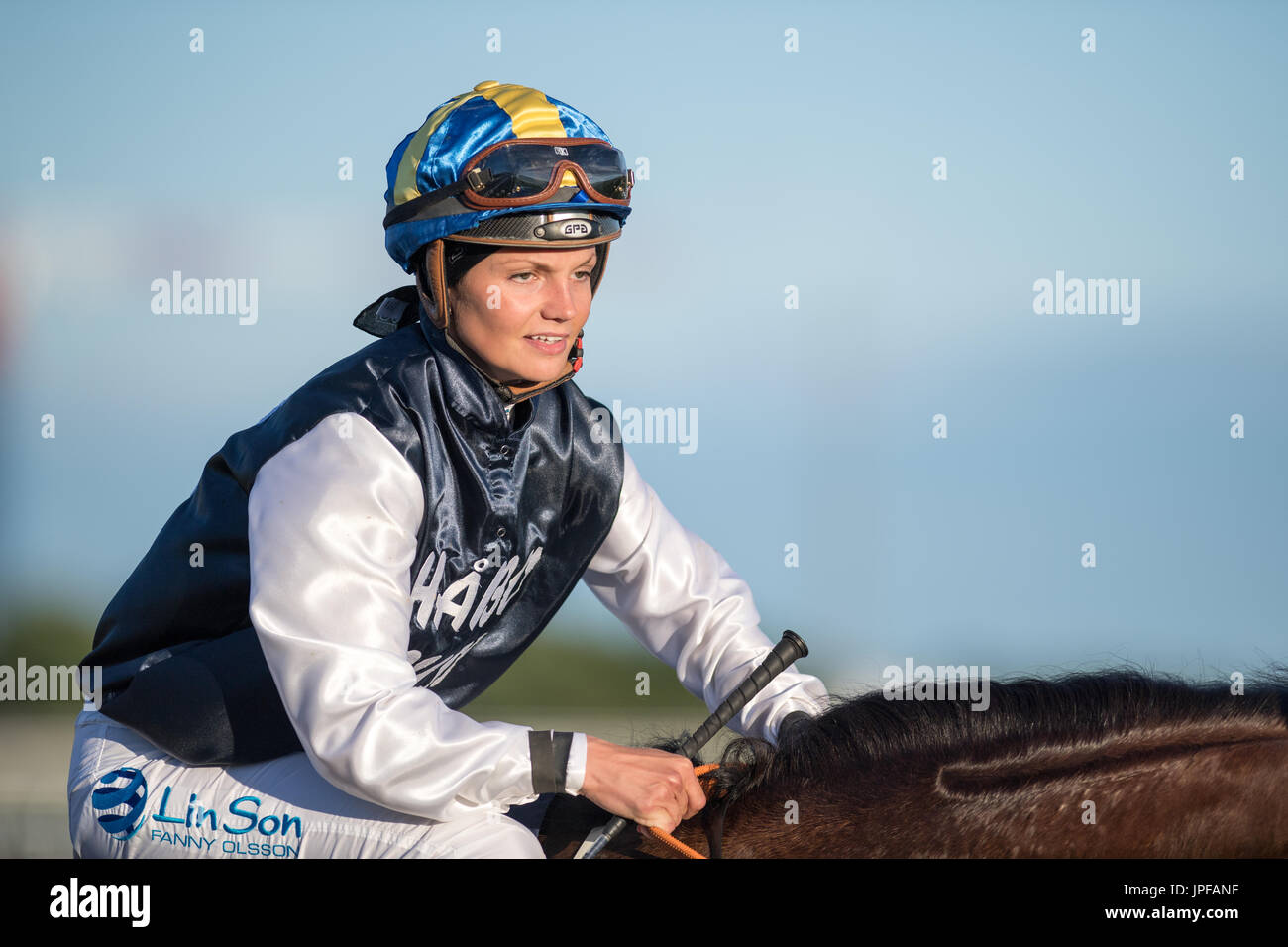 Fanny Olsson an der Dame Jockeys' Thoroughbred Weltmeisterschaft an Bro Park, Stockholm Stockfoto