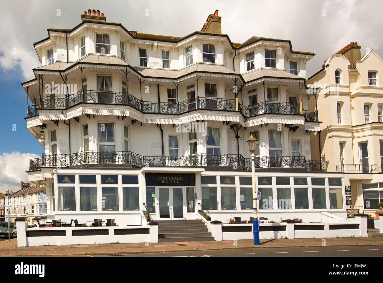 East Beach Hotel in Eastbourne, beliebtes Touristenziel, England Stockfoto