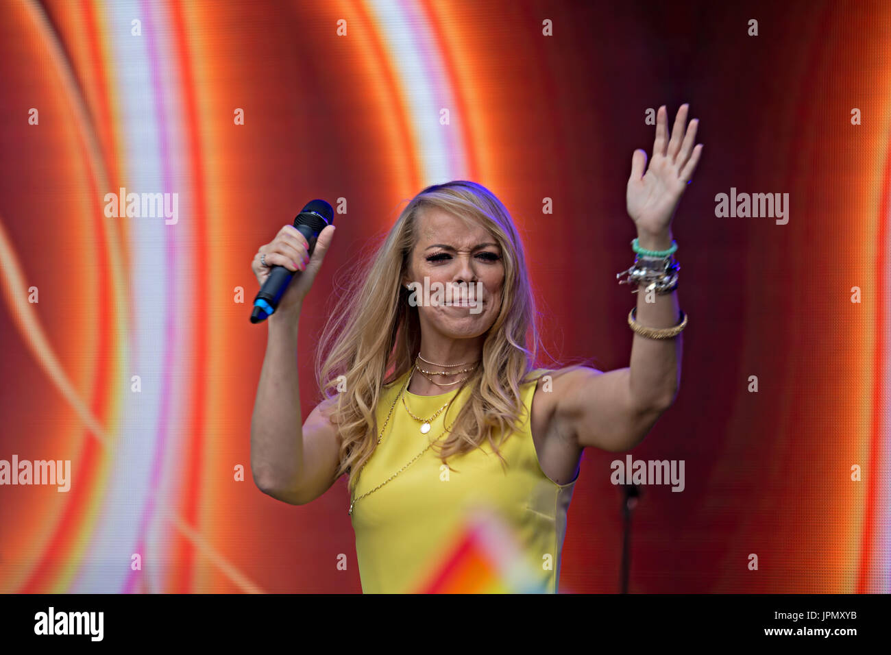 Atomic Kitten erklingt auf der Bühne in Liverpool in Liverpool Pride-Wochenende Juli 2017 Stockfoto