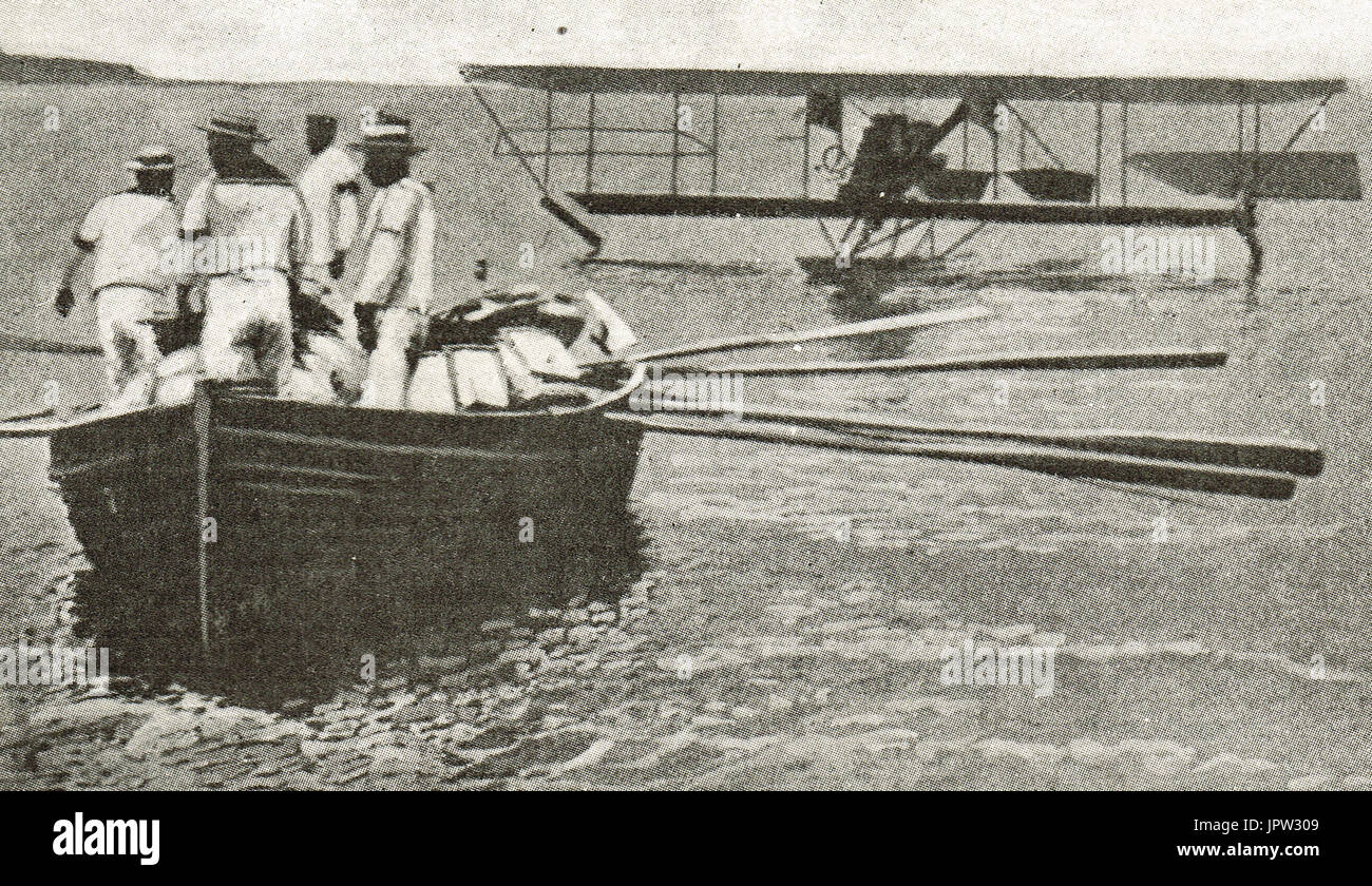 Japanische Marine Matrosen & Hydroplane, WW1 Stockfoto