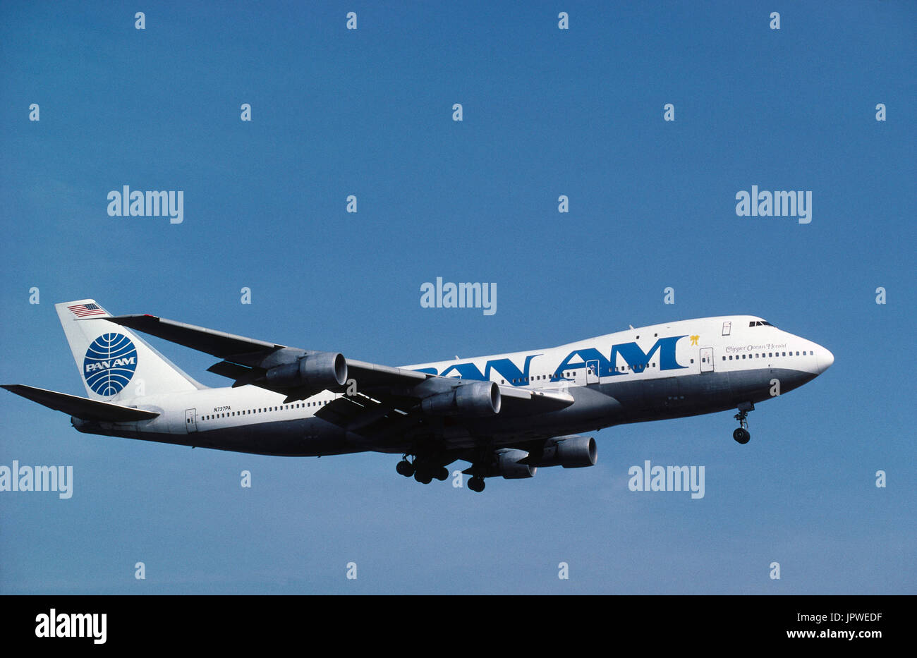 Pan - Pan American World Airways (msn19644 Linie Nr. 13) Boeing 747-100 auf Finale-Ansatz Stockfoto